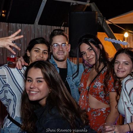 Hayarkon Hostel Tel Aviv Exteriör bild