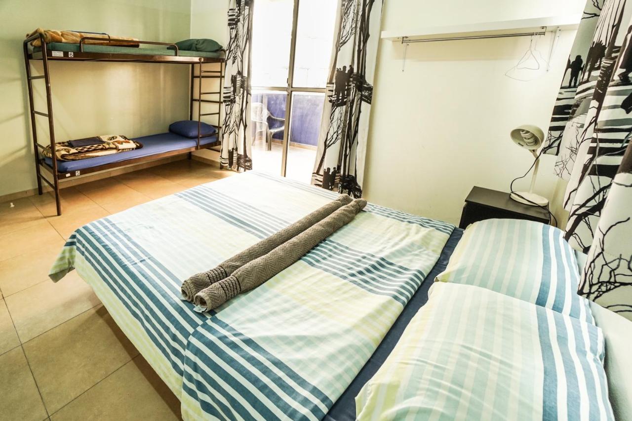 Hayarkon Hostel Tel Aviv Exteriör bild