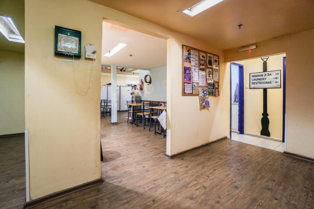 Hayarkon Hostel Tel Aviv Exteriör bild