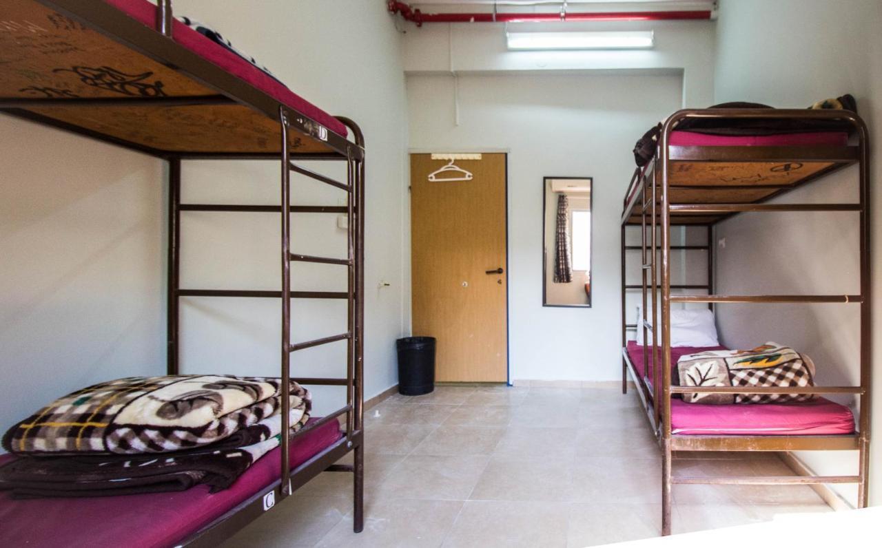 Hayarkon Hostel Tel Aviv Exteriör bild
