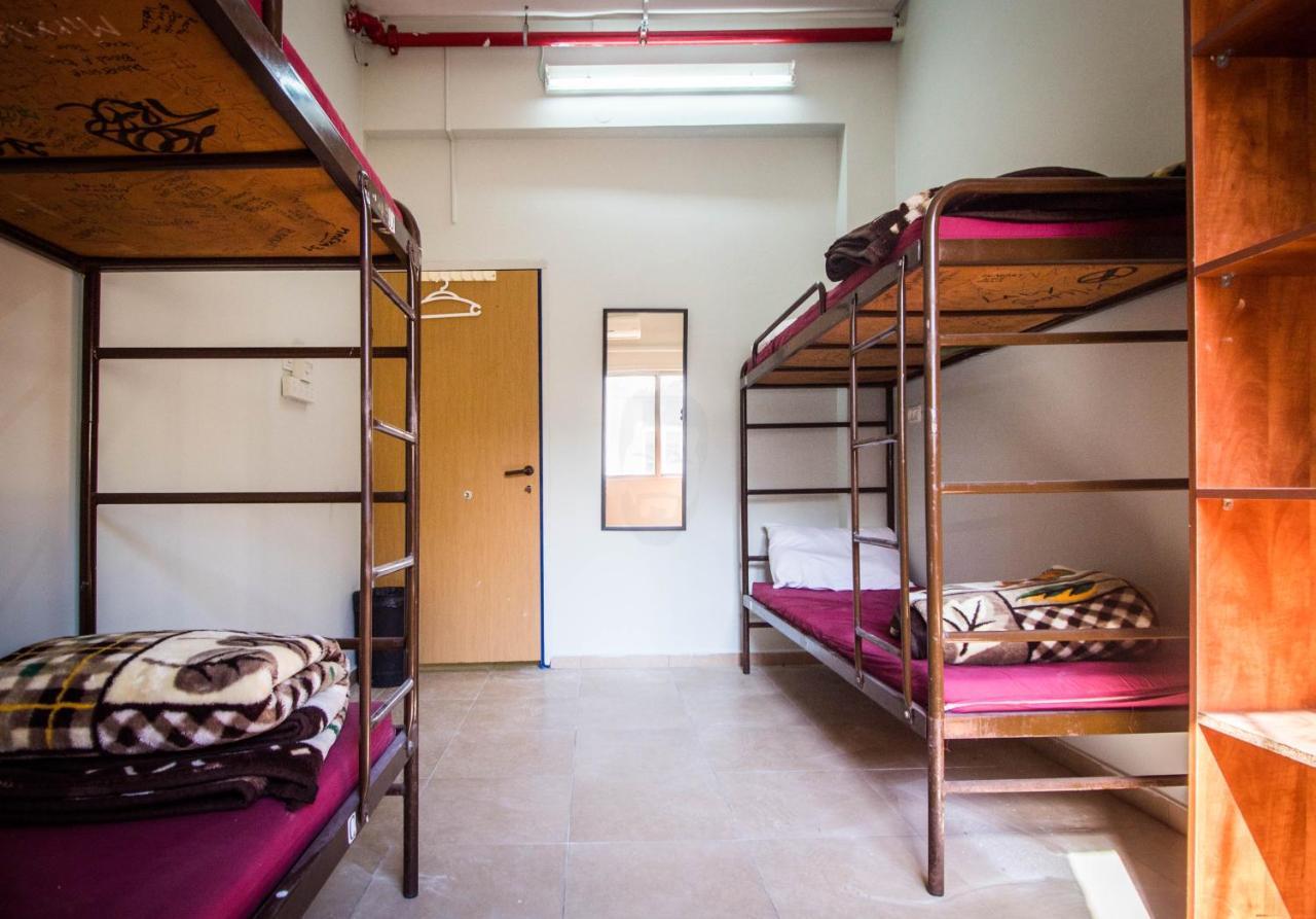 Hayarkon Hostel Tel Aviv Exteriör bild