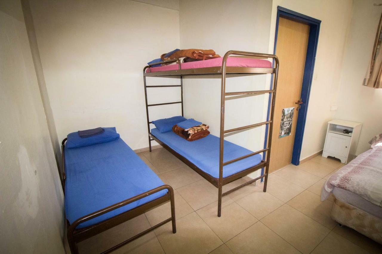 Hayarkon Hostel Tel Aviv Exteriör bild