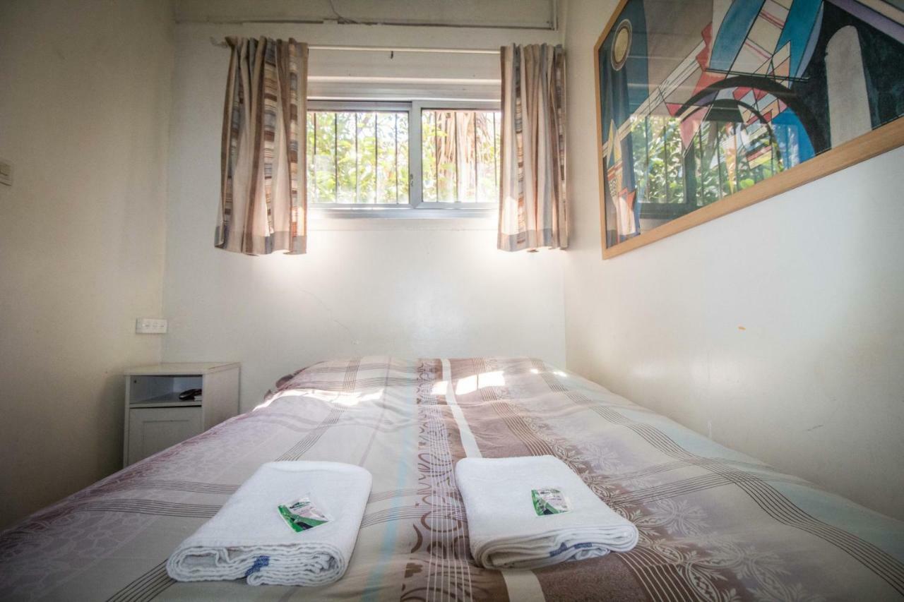 Hayarkon Hostel Tel Aviv Exteriör bild